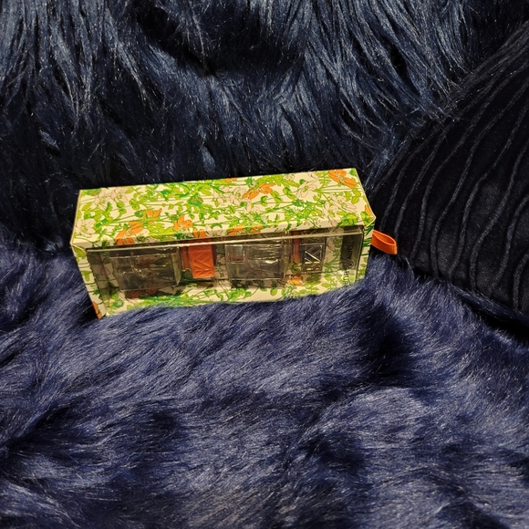 Tory Burch Eau De Parfum - Picture 5 of 6